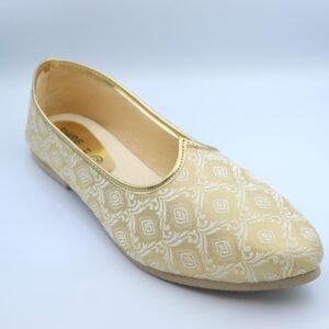 Men's Exquisite Gold & White Brocade Mojari Shoes